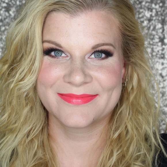 Too Faced "Melted Melon" liquid lipstick - Picture 10 of 12